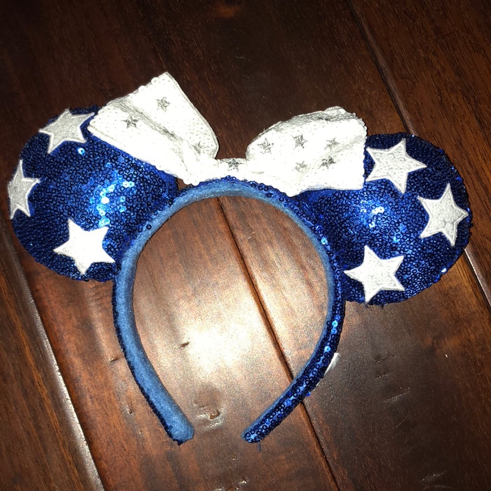 Mickey/Minnie  Mouse ears from Disney world